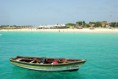 /album/fotogaleria/santa-maria-sal-island-cape-verde-strand-beach-town-boats-water-blue-vand-by-kap-jpg/